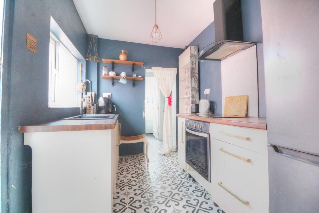 Additional image 4 of Crabble Avenue, Dover, CT17