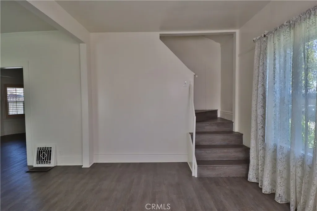 Additional image 12 of 341 W 124th St, Los Angeles, CA 90061