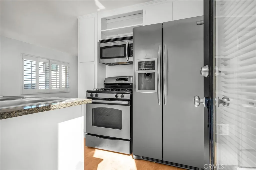 Additional image 4 of 317 Moonstone Street Unit B, Manhattan Beach, CA 90266