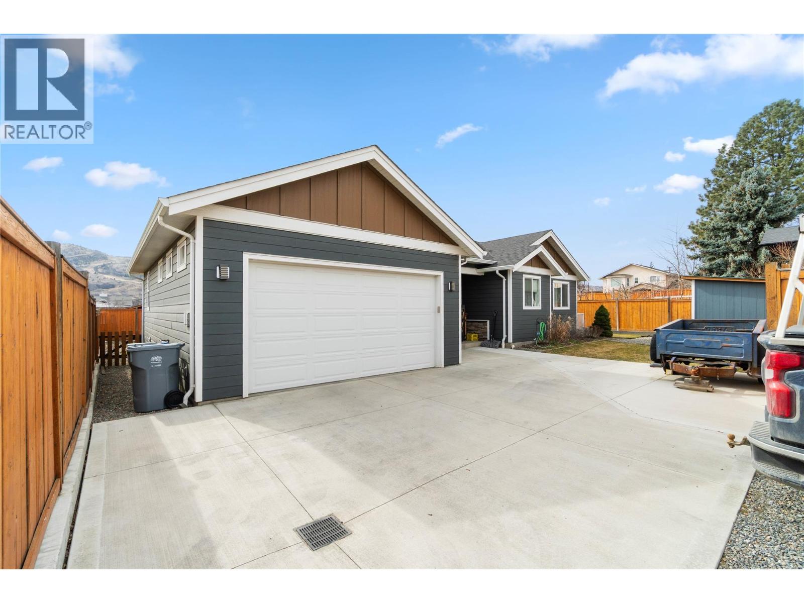 Additional image 2 of 2567 Young Avenue, Kamloops, BC, V2B4M9