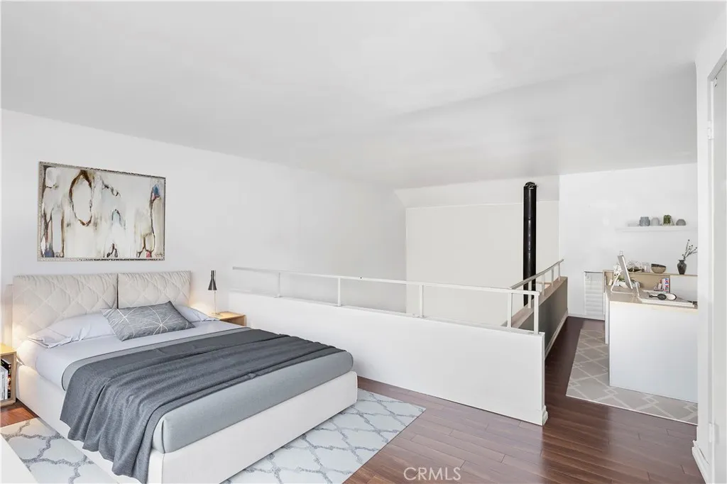 Additional image 12 of 18645 Hatteras, Tarzana, CA 91356