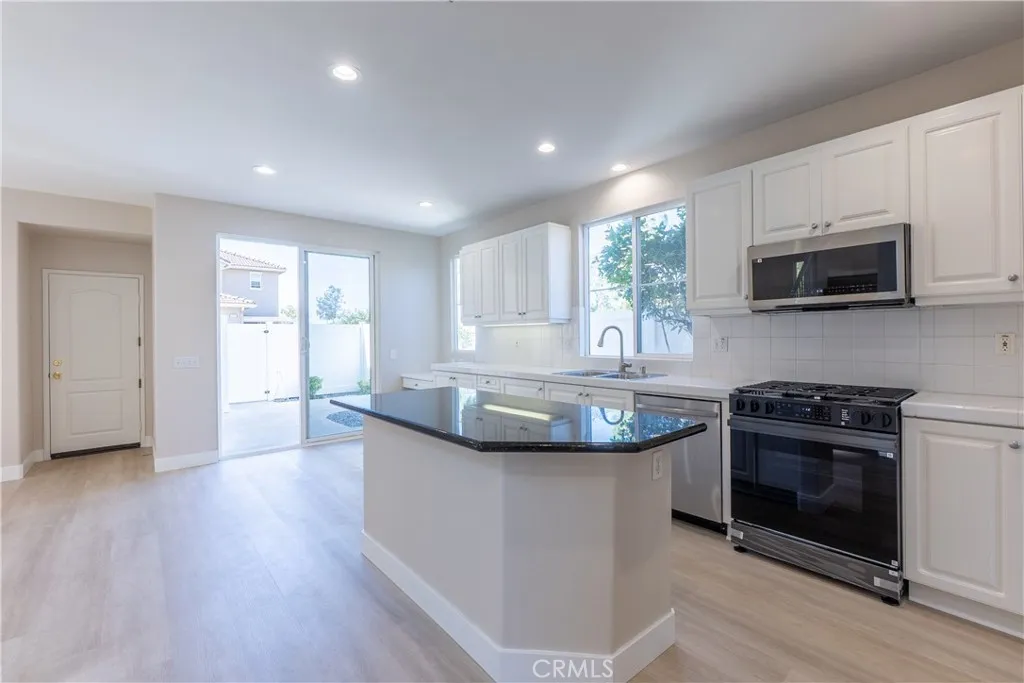Additional image 9 of 165 Kensington Park, Irvine, CA 92606