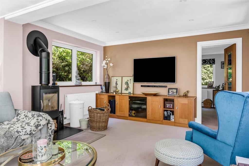 Additional image 10 of Lanercost Close, Welwyn