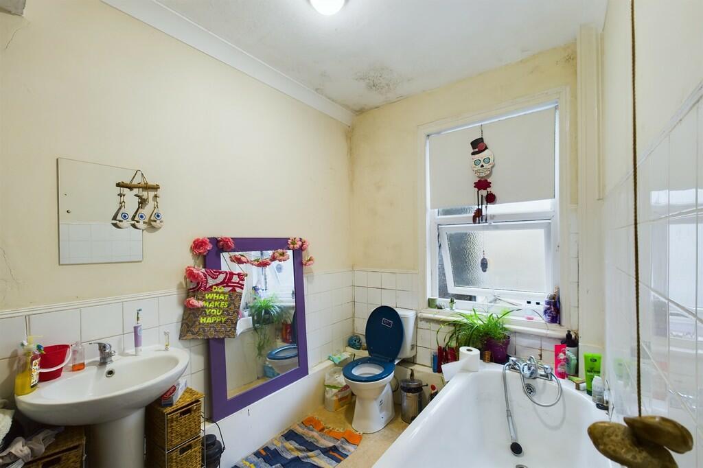 Additional image 12 of Folkestone Road, Dover