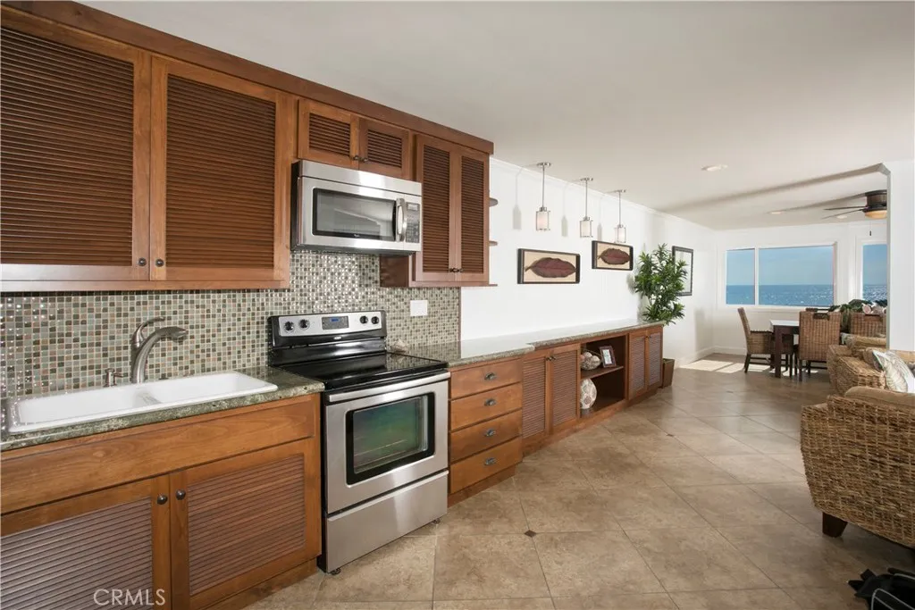 Additional image 65 of 115 Blue Lagoon, Laguna Beach, CA 92651