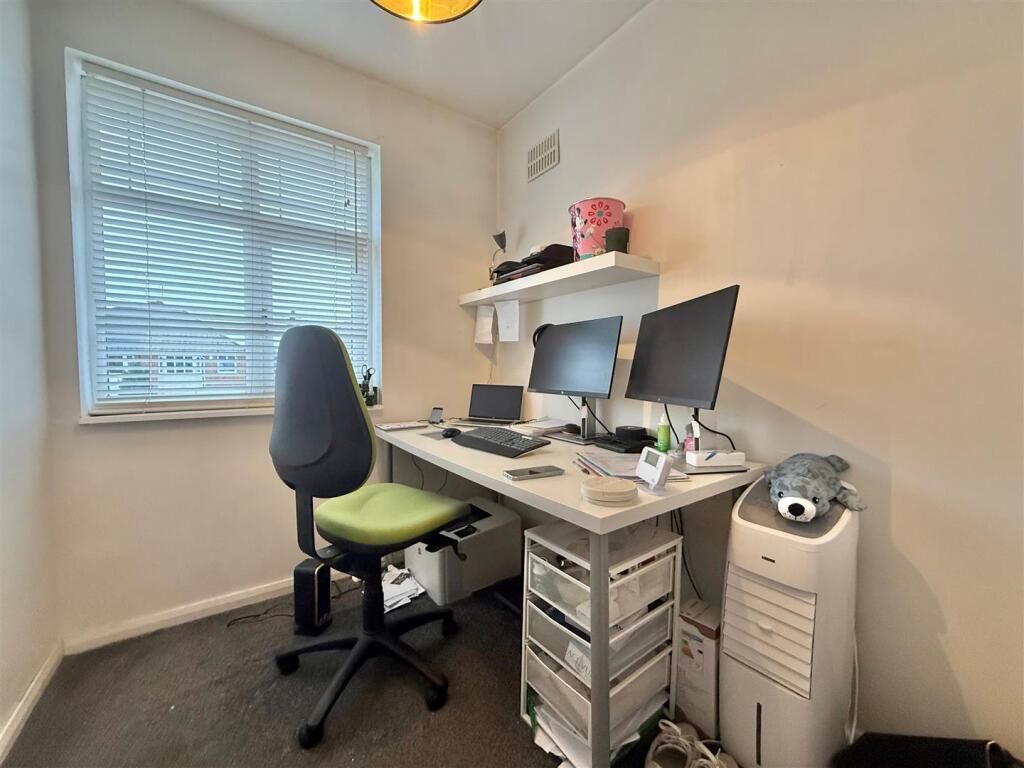 Additional image 13 of Worlds End Avenue, Quinton, Birmingham