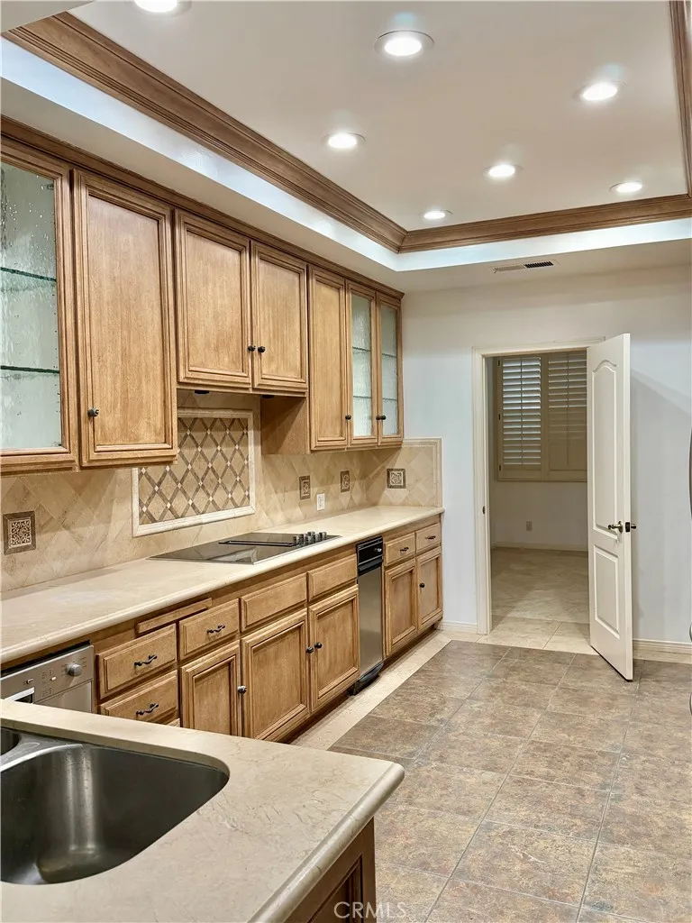 Additional image 40 of 6121 Greenbrier Dr, Huntington Beach, CA 92648