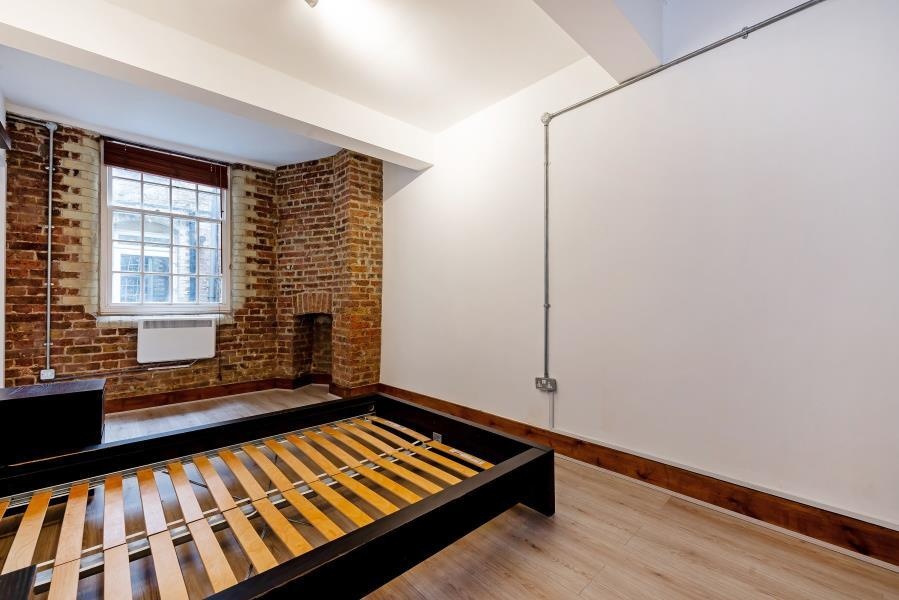 Additional image 2 of 3 Bed Flat, Prince Of Wales Passage, NW1, N1 7GU