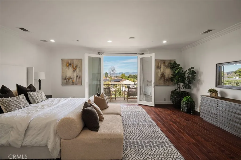 Additional image 87 of 13045 Greenleaf Street, Studio City, CA 91604