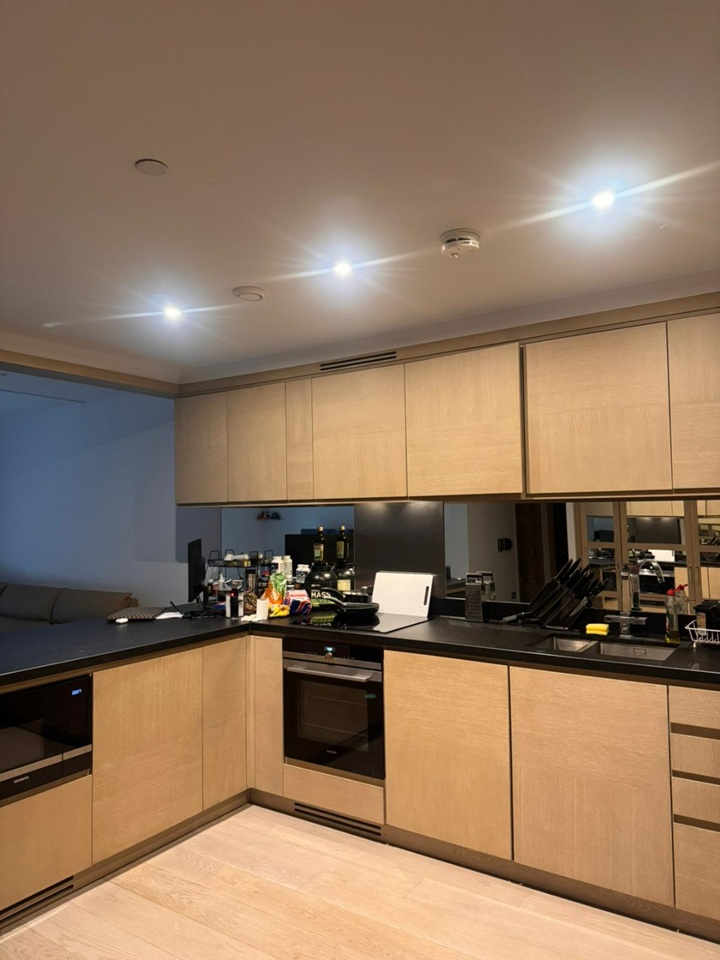 Additional image 3 of 2 Bed Flat, Viaduct Gardens, SW11, N1 7GU