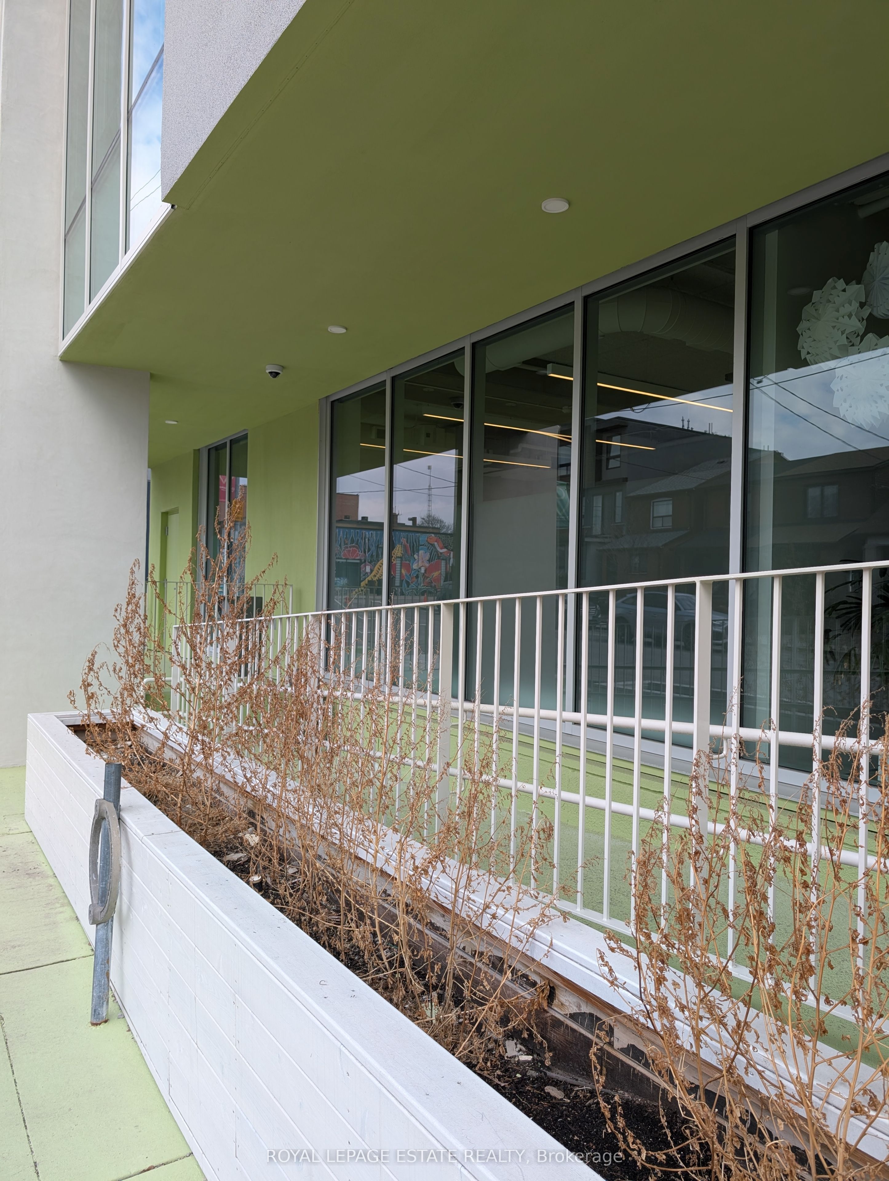 Additional image 3 of (Main Level)-473 Oakwood Avenue, Toronto, ON, M6E 2W4