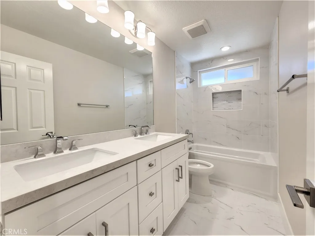 Additional image 62 of 14 Andalucia, Irvine, CA 92614