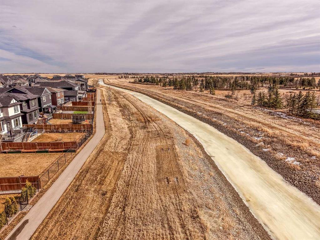 Additional image 3 of 209 Sandpiper Crescent, Chestermere, AB, T1X 0Y4