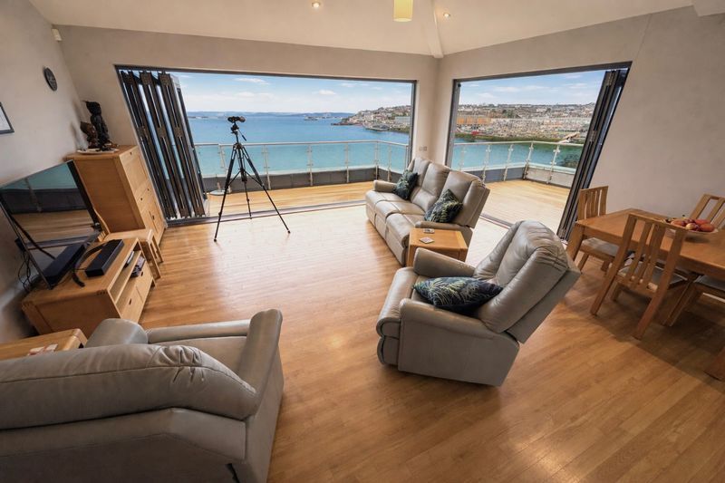 Additional image 2 of 2 bed flat for saleSmoke House Quay, Milford Haven SA73