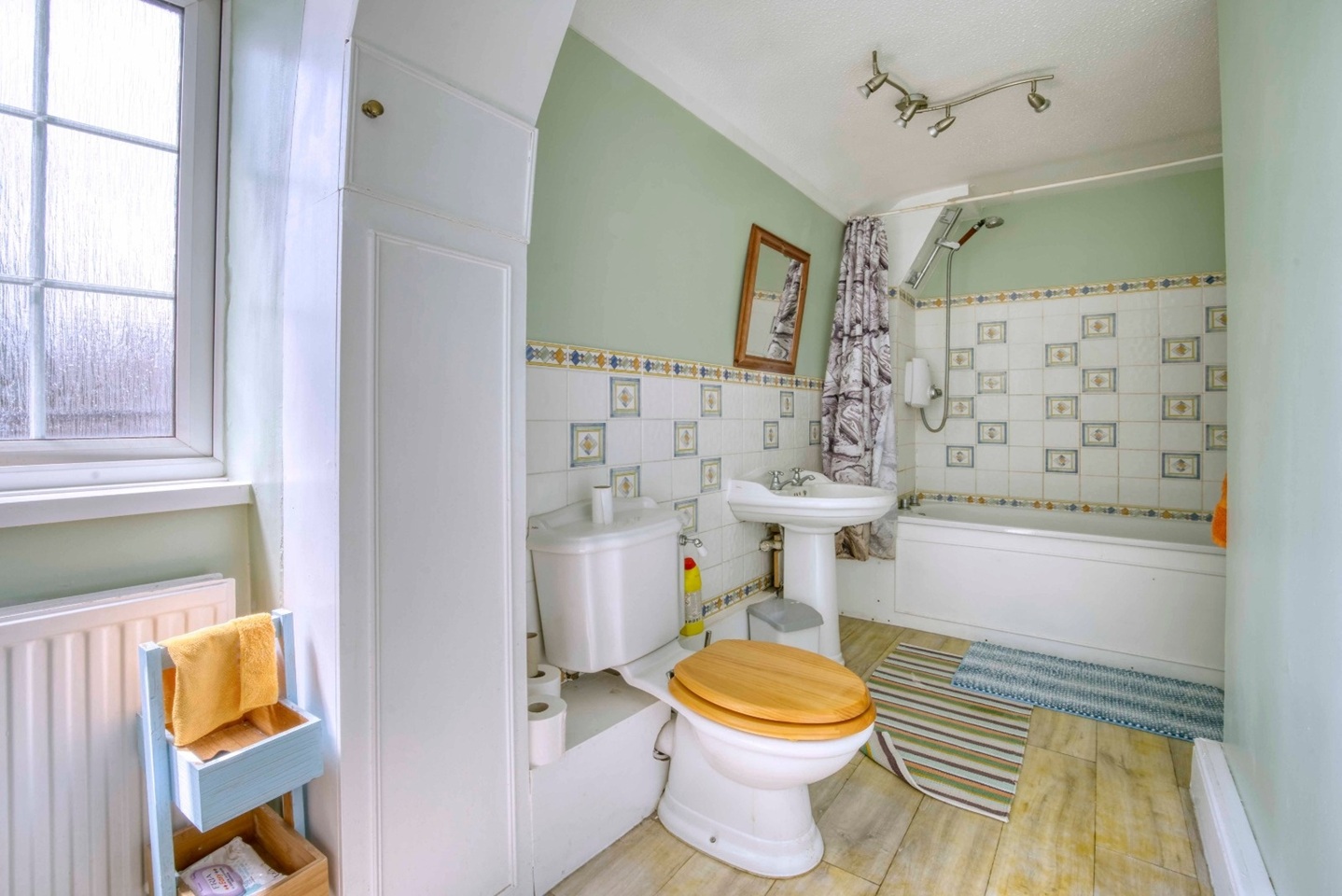 Additional image 2 of Room in a Shared Flat, Pickwick House, SE16, N1 7GU