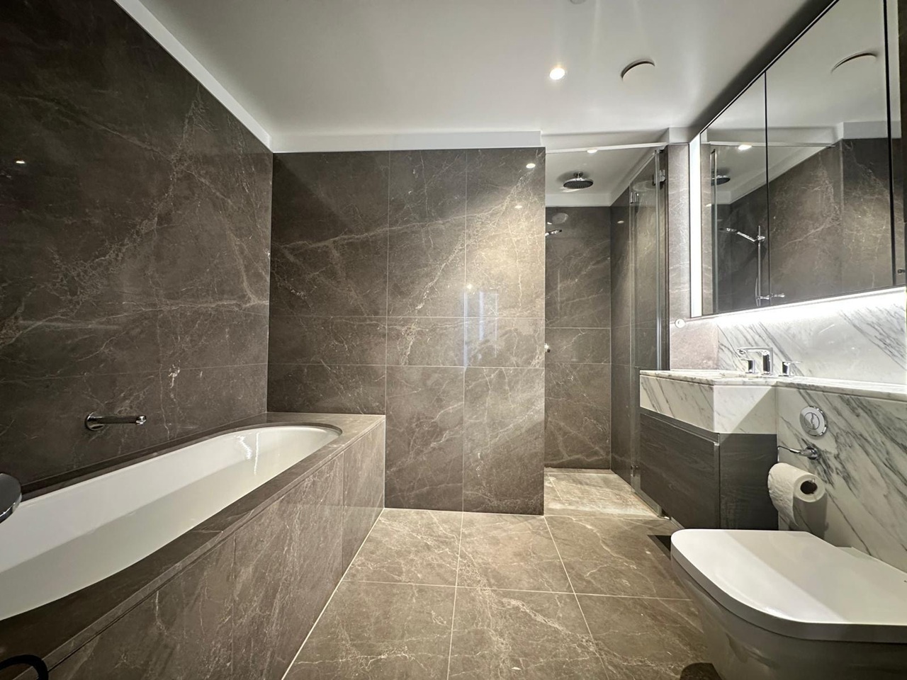 Additional image 12 of 3 Bed Flat, Carnation Way, SW8, SW8 5GZ