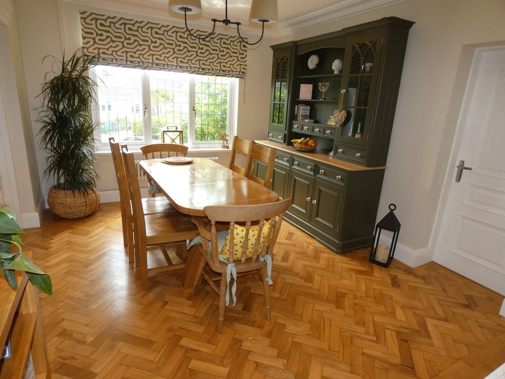 Additional image 6 of 4 bed detached house for saleChestnut Close, Rhyddings, Neath. SA10