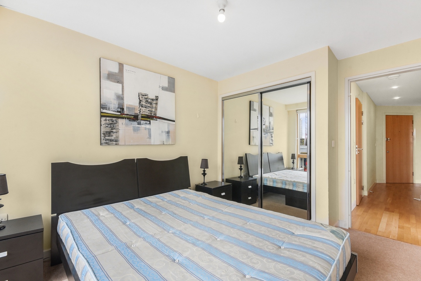Additional image 8 of 2 Bed Flat, Metro Central Heights, SE1, N1 7GU
