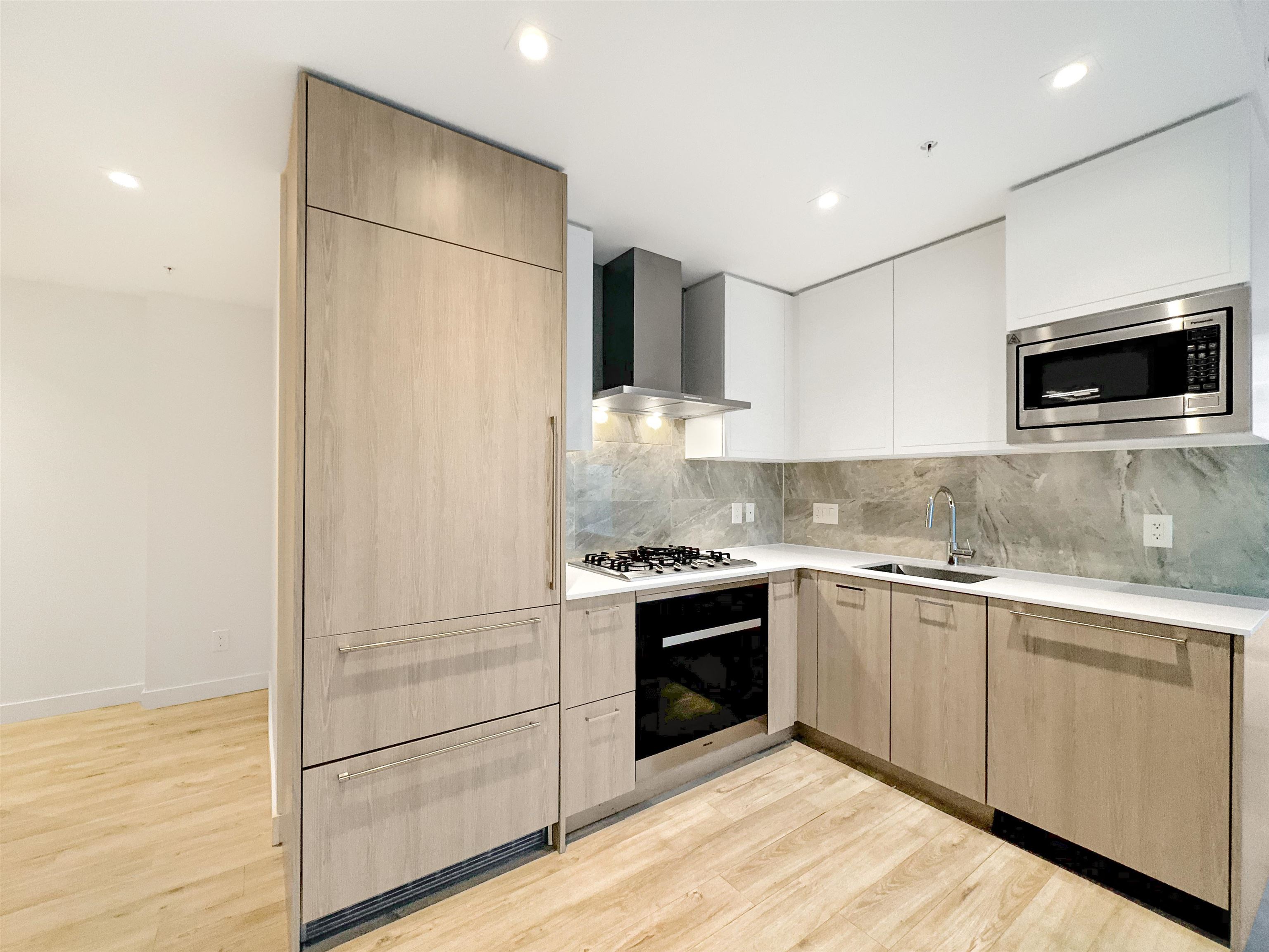 11xx-2288 Alpha Avenue, Burnaby, BC, V5C 0L9