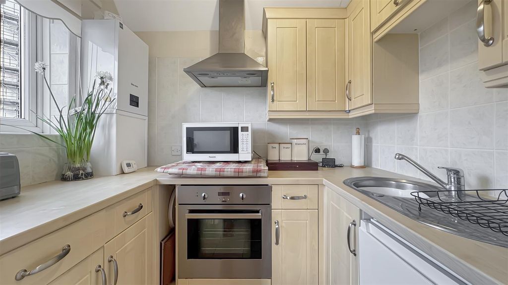 Additional image 2 of 1 bed flat for saleMount Pleasant Road, Poole BH15