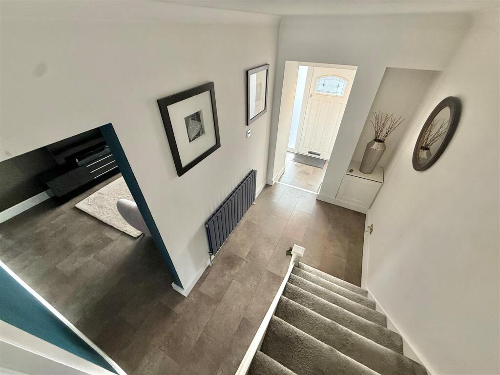 Additional image 20 of Worlds End Avenue, Quinton, Birmingham