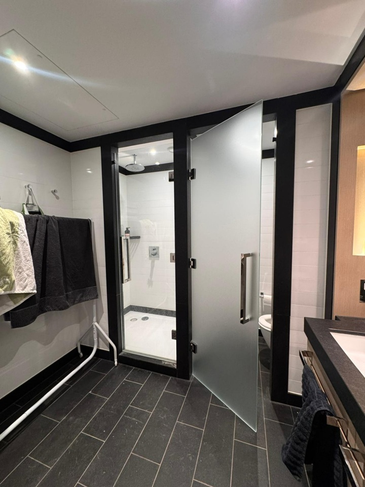 Additional image 13 of 2 Bed Flat, Viaduct Gardens, SW11, N1 7GU