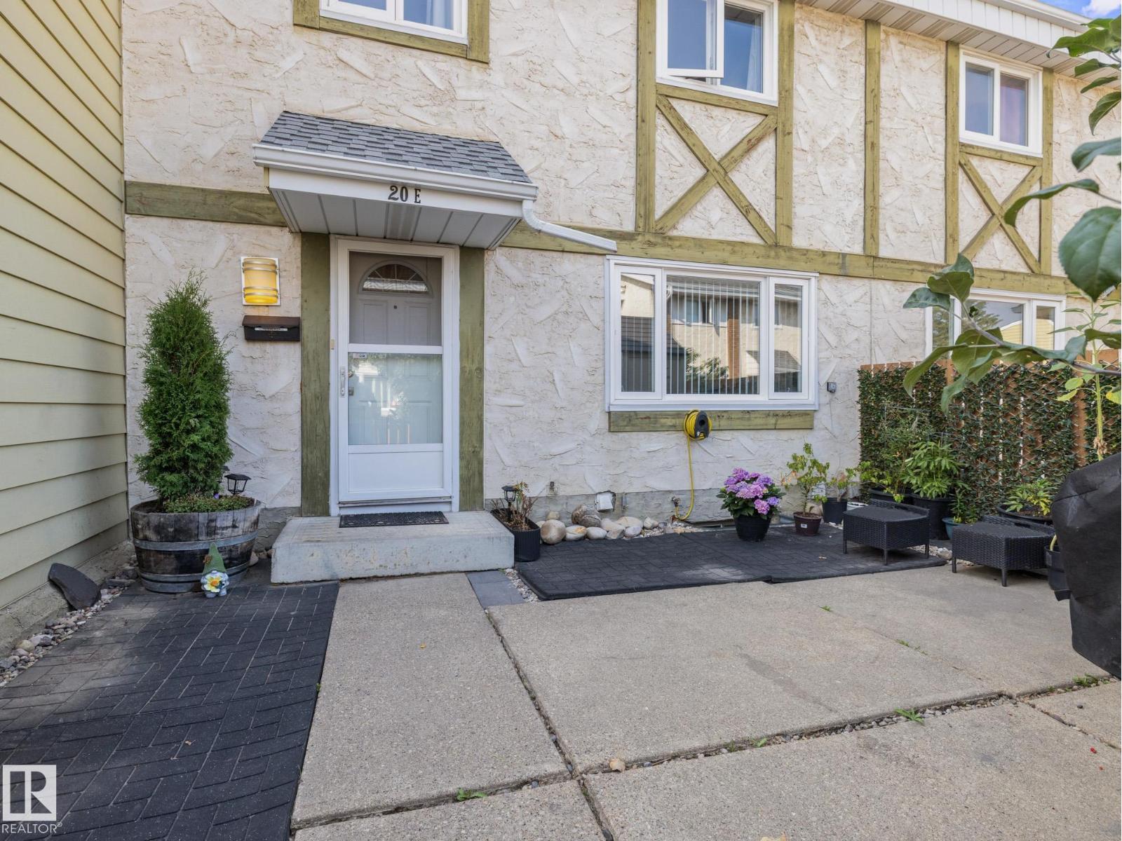 Additional image 6 of 20E Callingwood Court NW, Edmonton, AB, T5T0H5