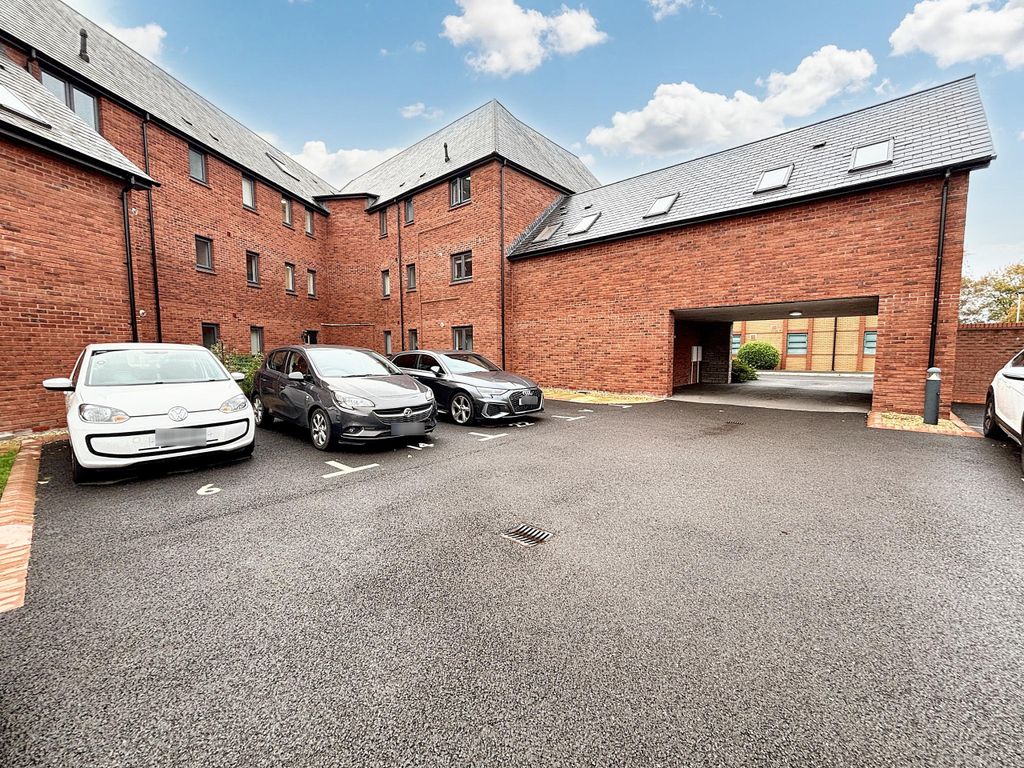 Additional image 12 of 1 bed flat for saleTanner Close, Frenchay, Bristol, Gloucestershire BS16