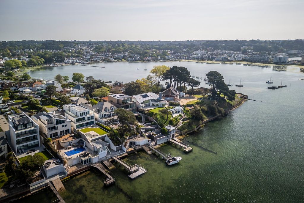 Additional image 21 of 5 bed detached house for saleElms Avenue, Lilliput BH14