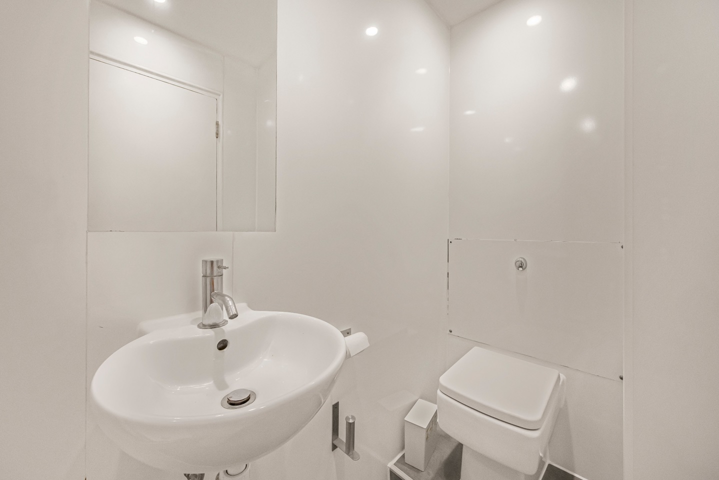 Additional image 11 of 4 Bed Flat, Kestrel House, EC1V, N1 7GU