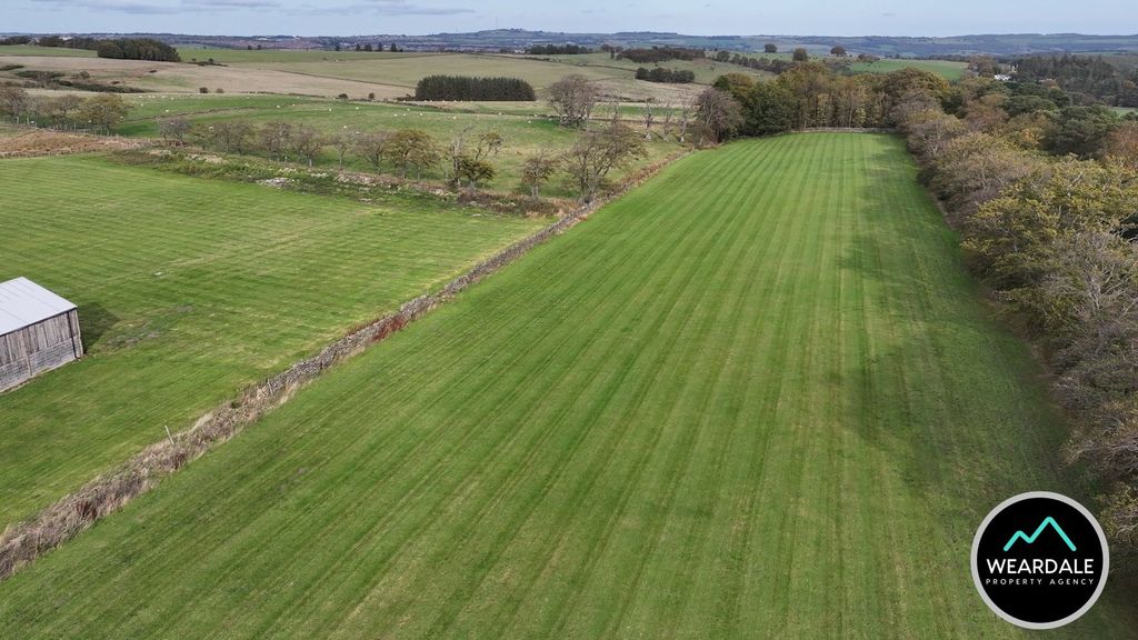13 bed farm for saleConsett DH8 photo 4
