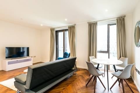 Additional image 4 of 1 Bed Flat, Ambassador Building, SW11, N1 7GU