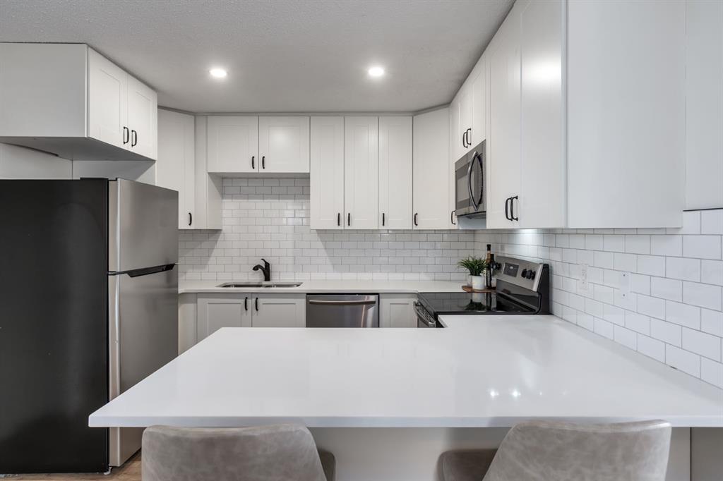 Additional image 6 of 7806 20a Street SE, Calgary, AB, T2C 1Y5