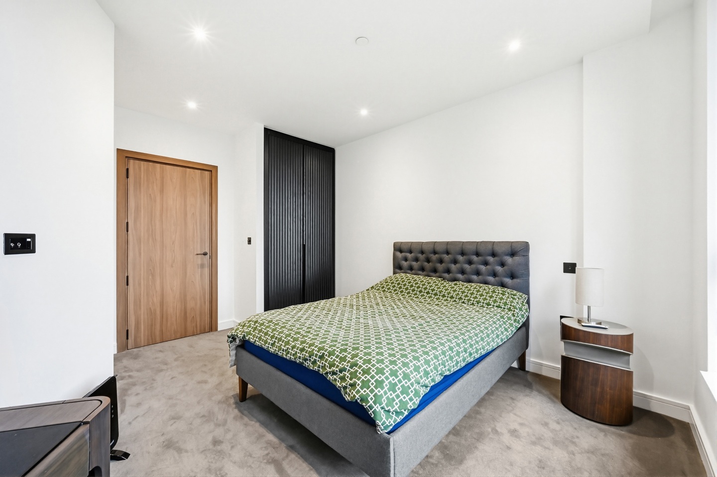 Additional image 10 of 3 Bed Flat, Ponton Road, SW11, N1 7GU