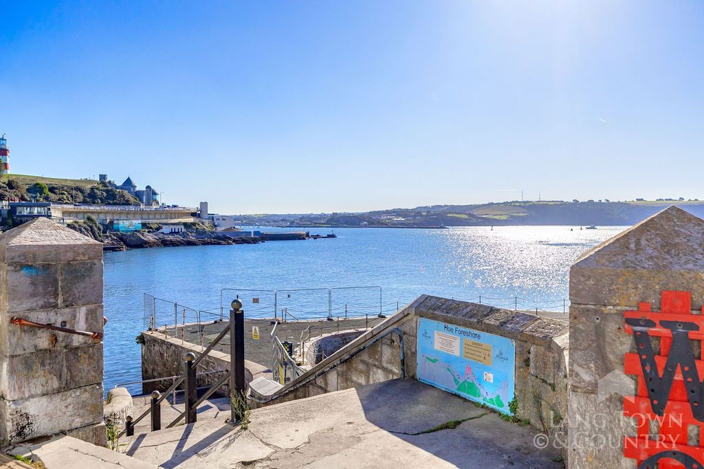 Additional image 13 of 2 bed flat for saleHoe Road, The Hoe, Plymouth PL1