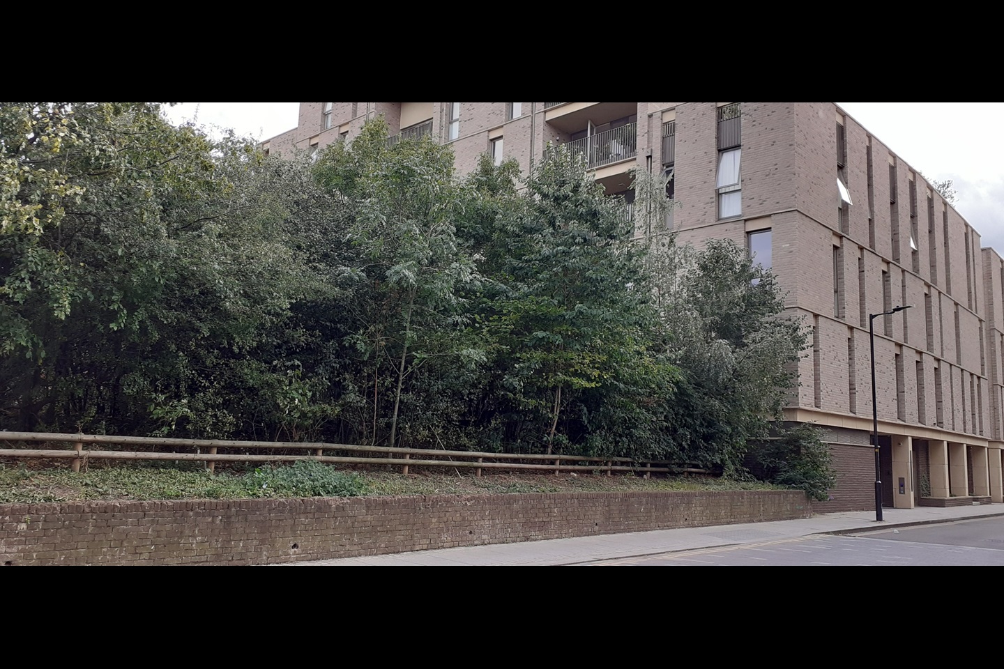 2 Bed Flat, Stead Street, SE17, N1 7GU