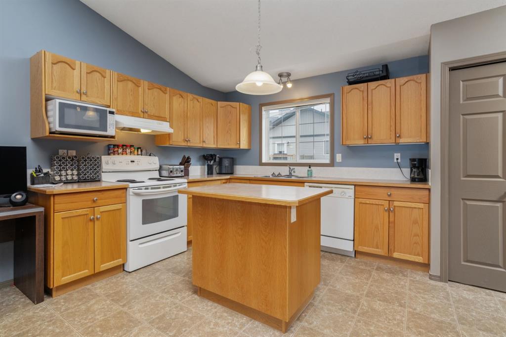 Additional image 6 of 24-5302 47 Street, Camrose, AB, T4V 5J5
