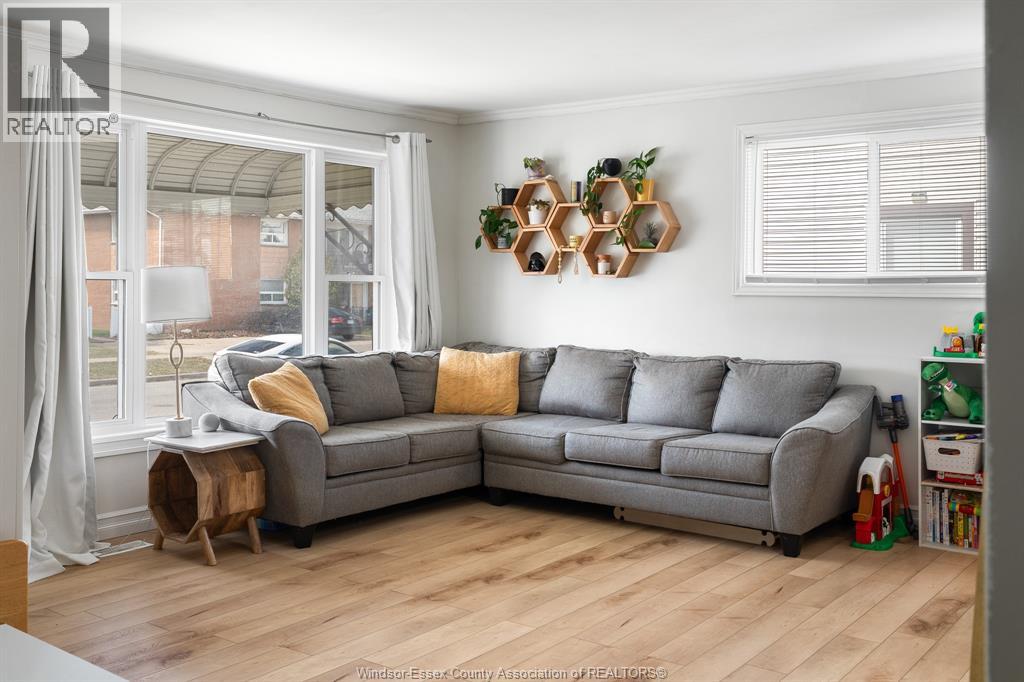 1522 Westcott , Windsor, ON, N8Y4C6 photo 5