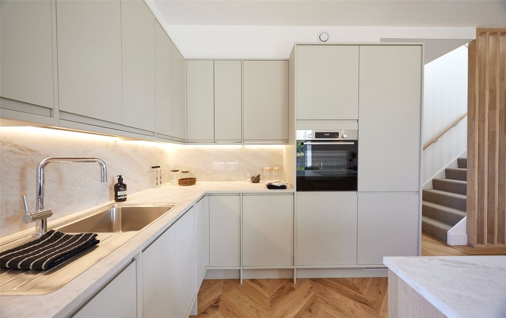 3 bed flat for saleRoslin, Midlothian EH25 photo 4