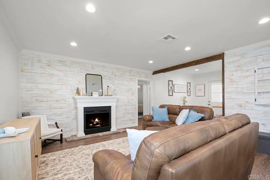 Additional image 16 of 586 Del Mar Ave, Chula Vista, CA 91910