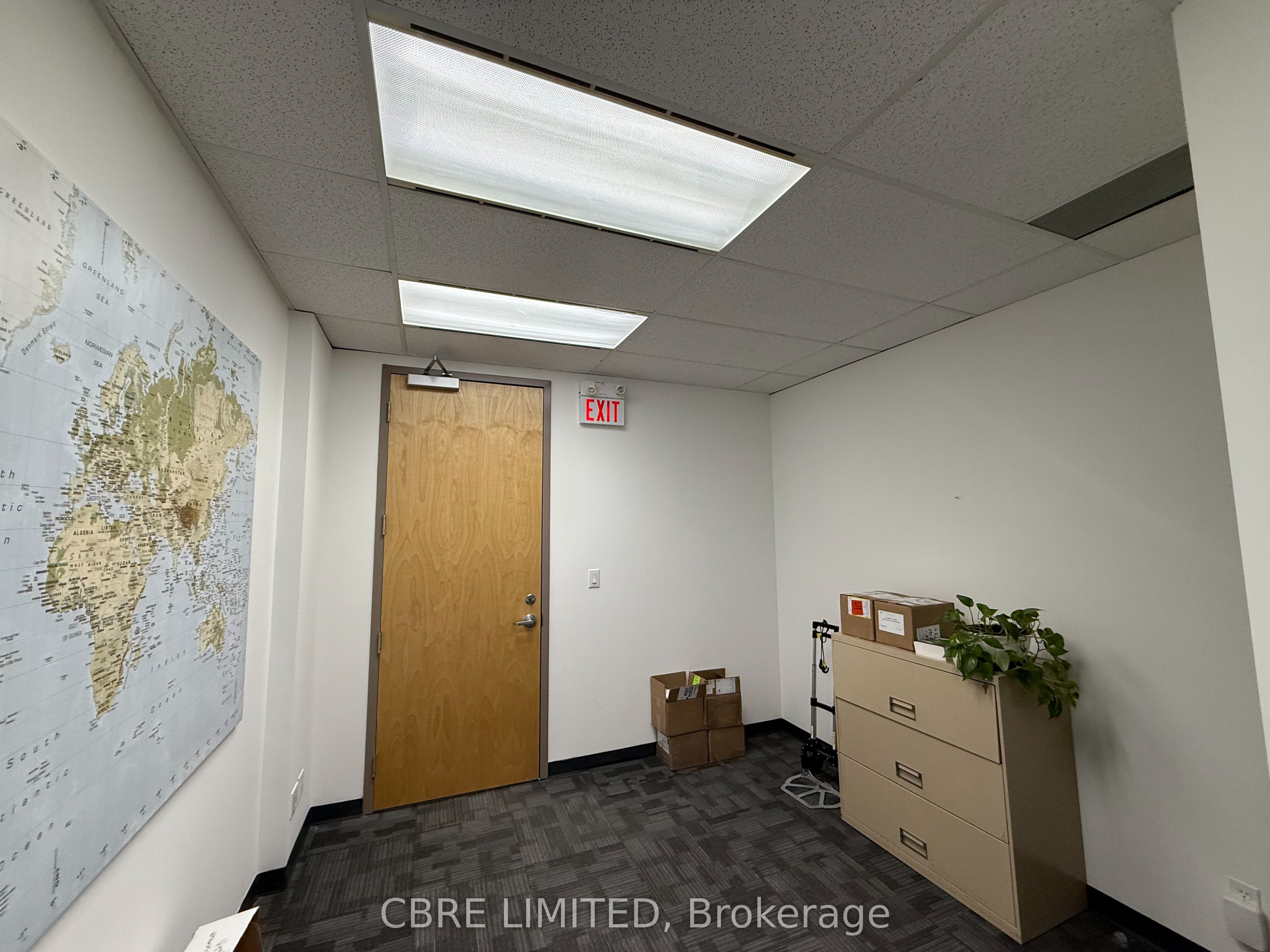 Additional image 3 of 201-110 Eglinton Avenue W, Toronto, ON, M4R 1A3