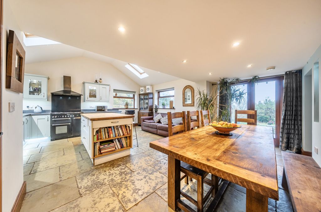 Additional image 7 of 4 bed detached house for saleWaun Row, Llwydcoed, Aberdare CF44