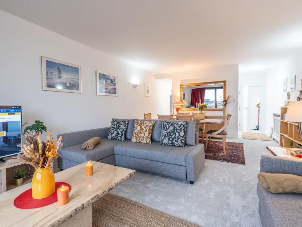 Additional image 2 of 2 Bed Flat, Cromwell Road, SW7, N1 7GU