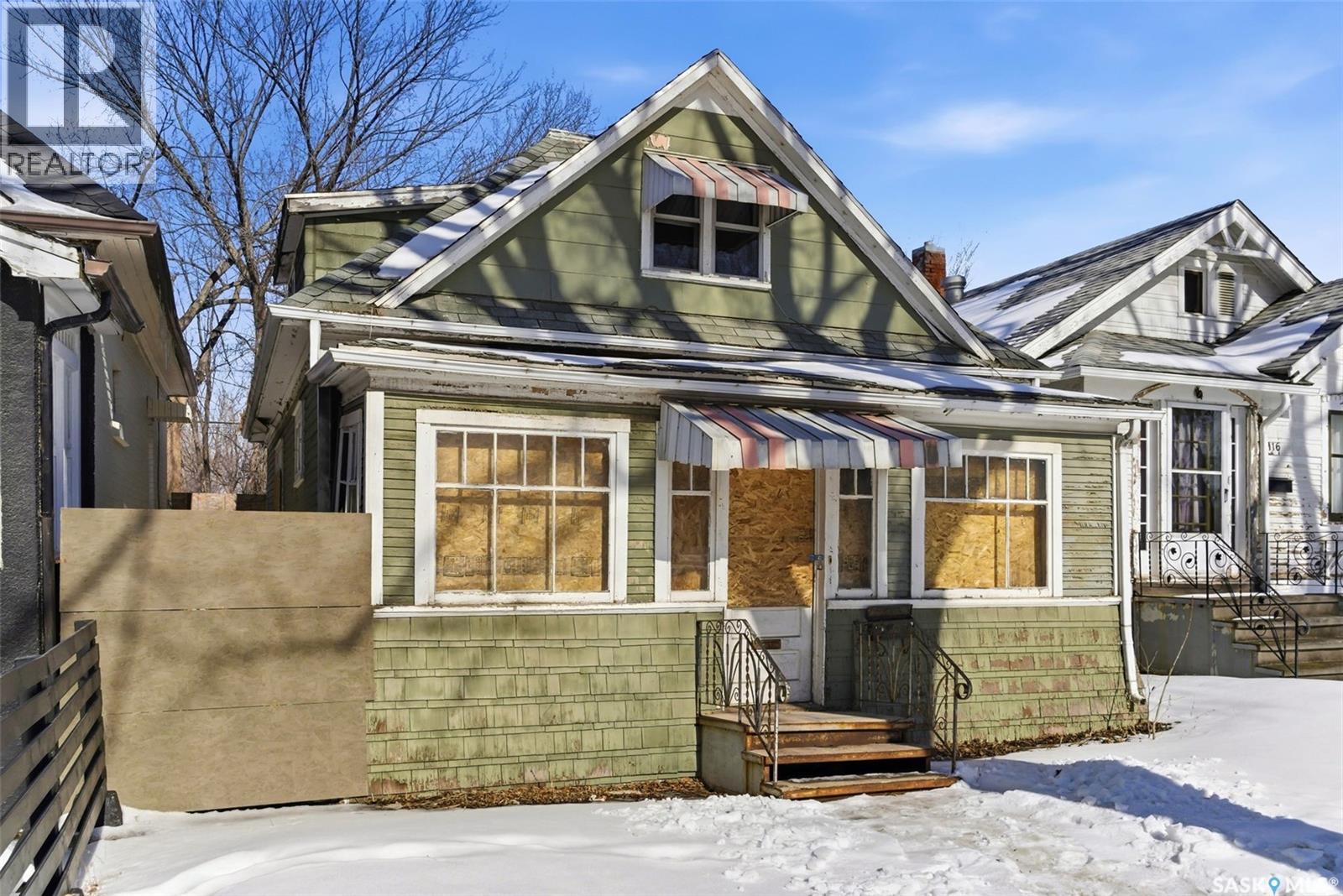 1120 Victoria Avenue, Regina, SK, S4P0N7