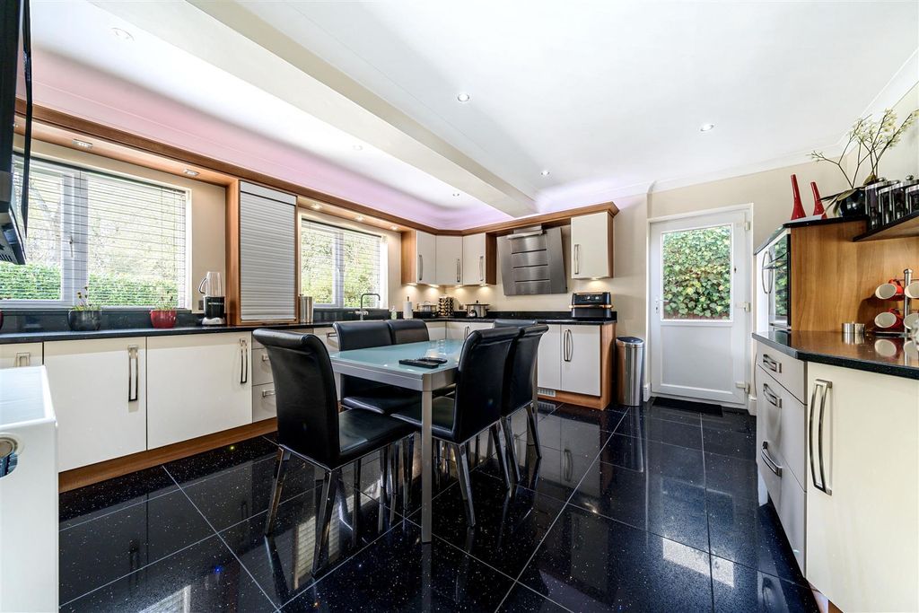 Additional image 7 of 5 bed detached house for saleDebdale, Orton Waterville Village, Peterborough PE2