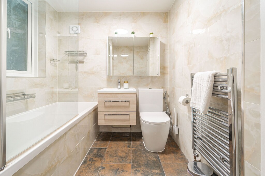 Additional image 14 of 3 Bed Flat, Dudley Court, WC2H