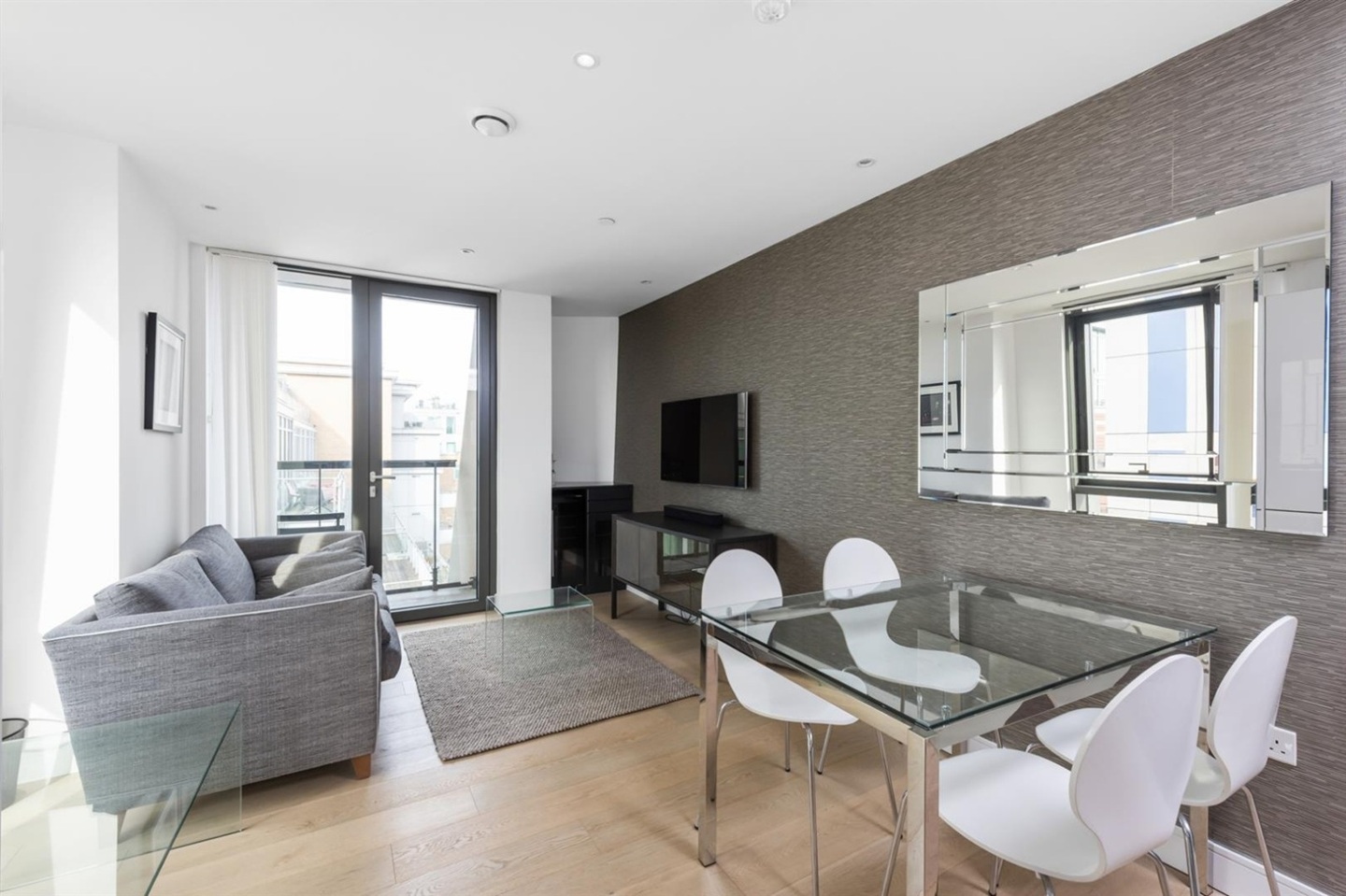 1 Bed Flat, Black Prince Road, SE1, N1 7GU