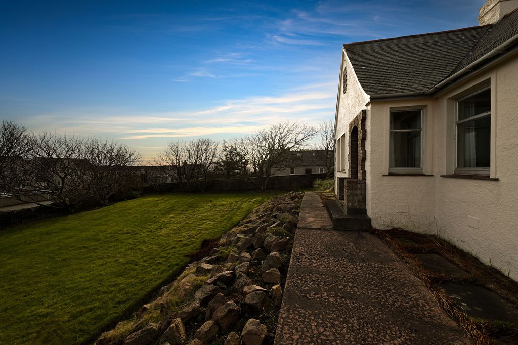 Additional image 4 of 3 bed bungalow for saleHolmenkollen, 14 South Road, Lerwick, Shetland ZE1