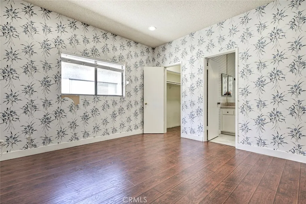 Additional image 13 of 17522 Sherman Way Unit 202, Van Nuys, CA 91406