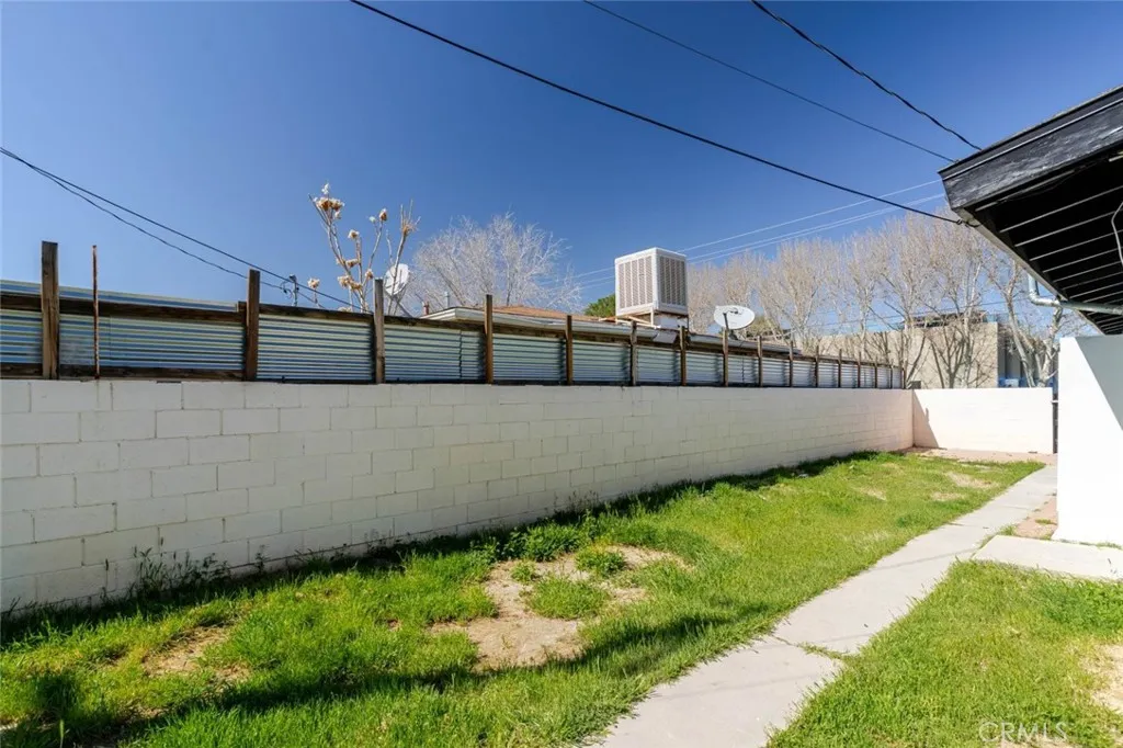 Additional image 54 of 44961 5th Street E, Lancaster, CA 93535